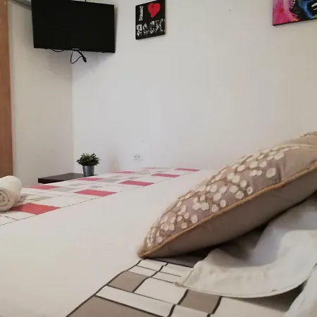 Hotel (adults Only) 2*